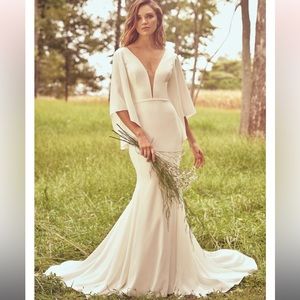 Lillian West Wedding Gown & Marionat Veil
